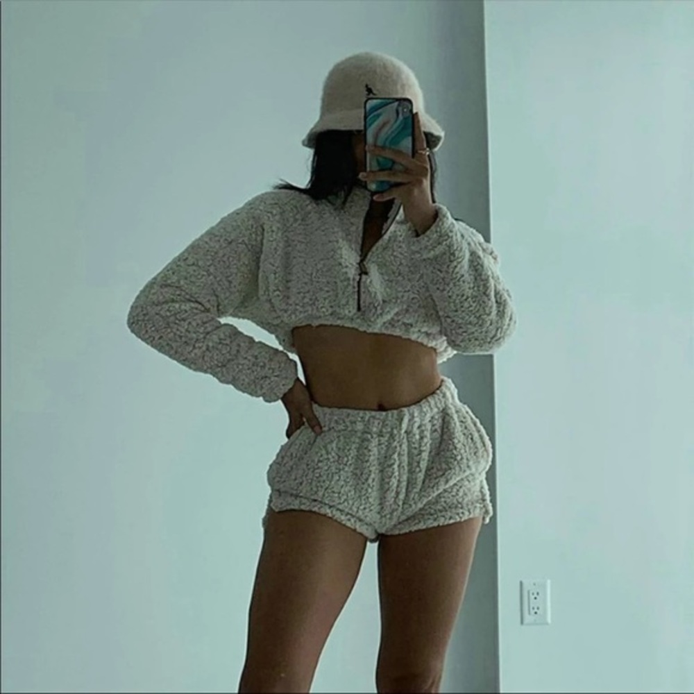 NWT Sherpa Lounge Set Womens M White Cropped 1/2 Zip Fleece Cozy Lounge Neutral